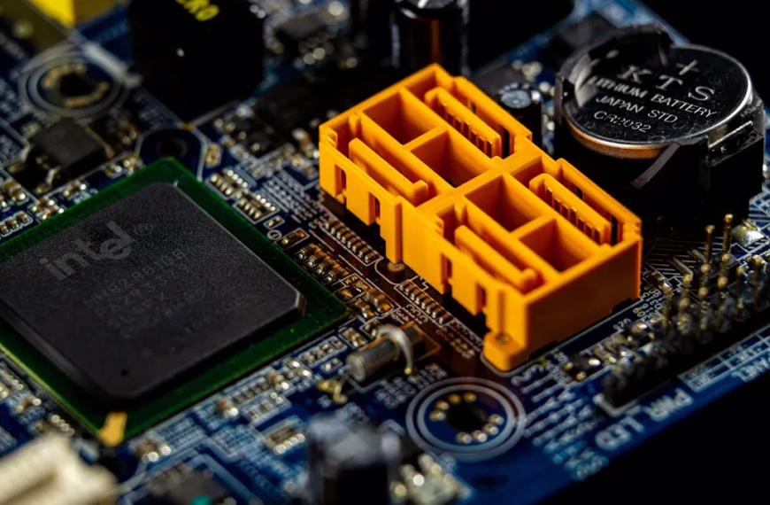 PCB Connectors: 3 Types, Installation & Industrial Uses